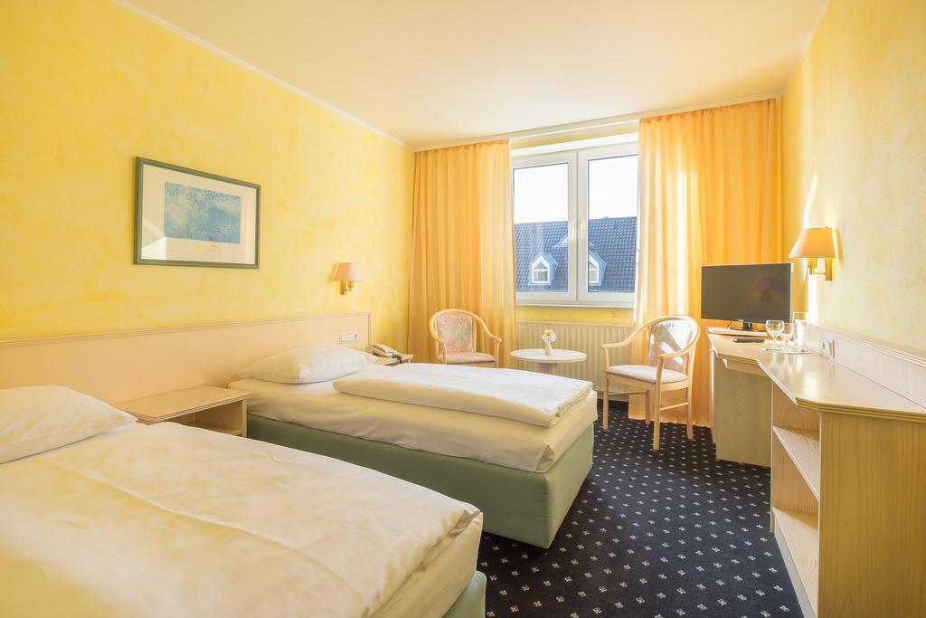 Trip Inn Hotel Astoria Göttingen Oda fotoğraf